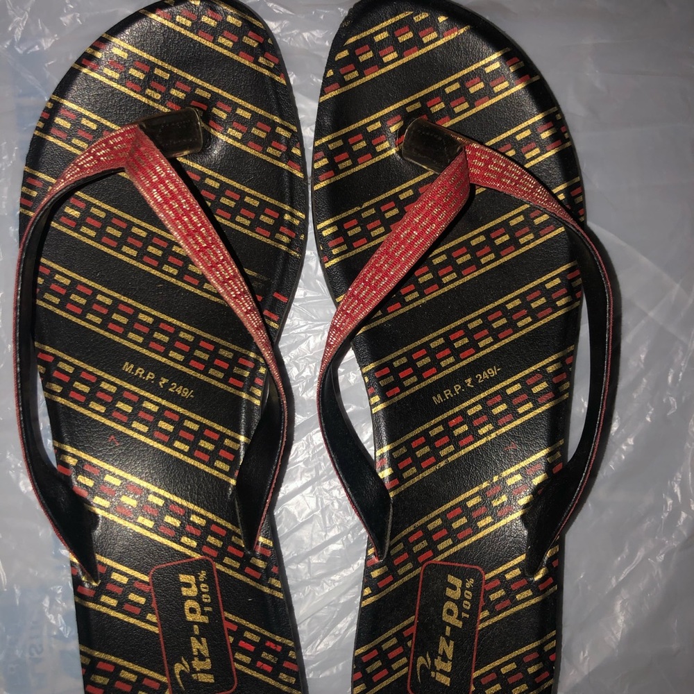 Slippers - Picture 1 of 1